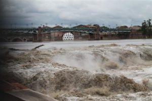 La Garonne en crue à Toulouse ce mercredi